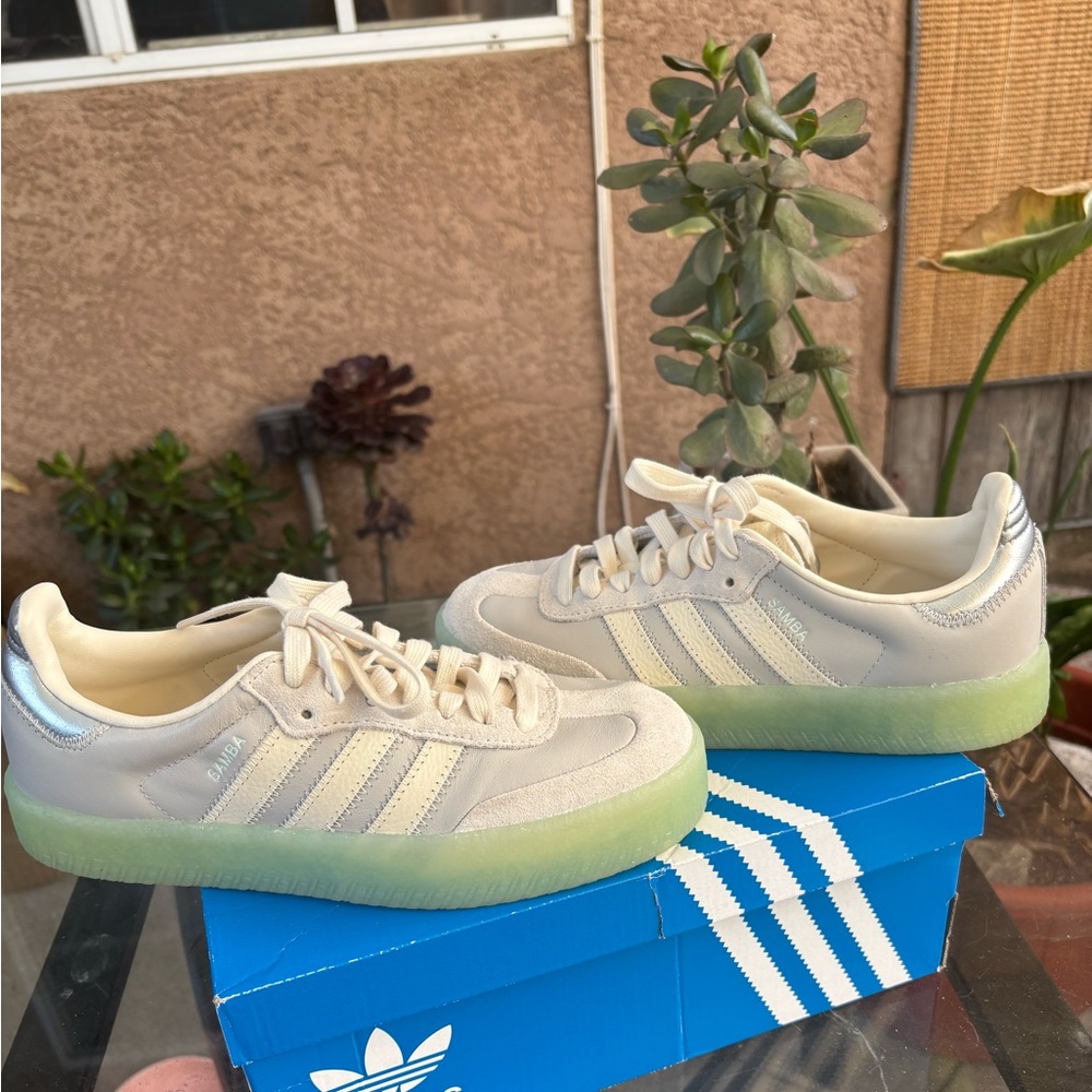 Adidas Sambae Cream and Light Green Casual Shoes